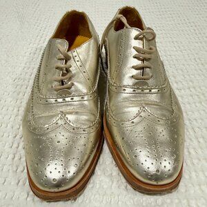 Undandy Womens Gold Wingtip Brogue Toe Oxford Shoes Size 37